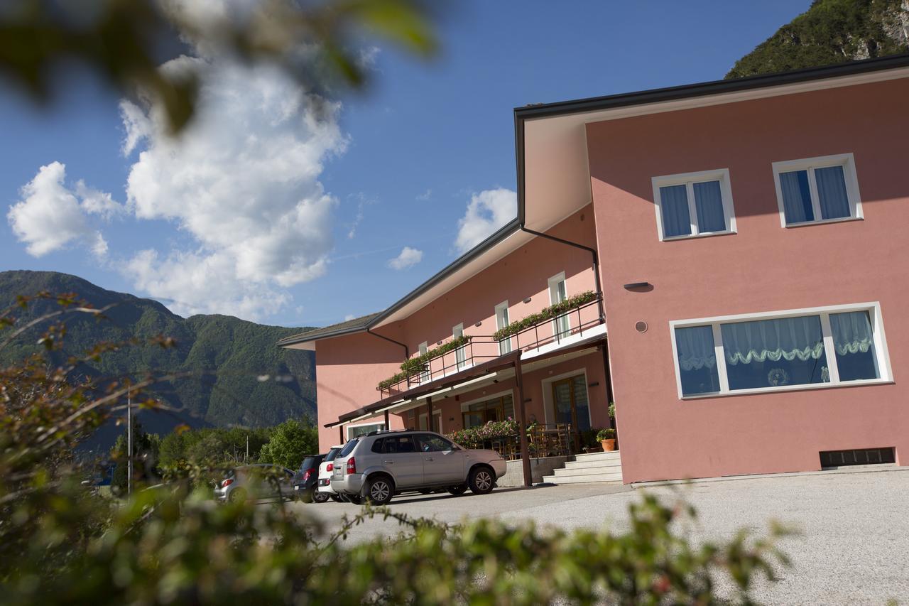 Alma Living Hotel- Al Girarrosto Venzone Luaran gambar