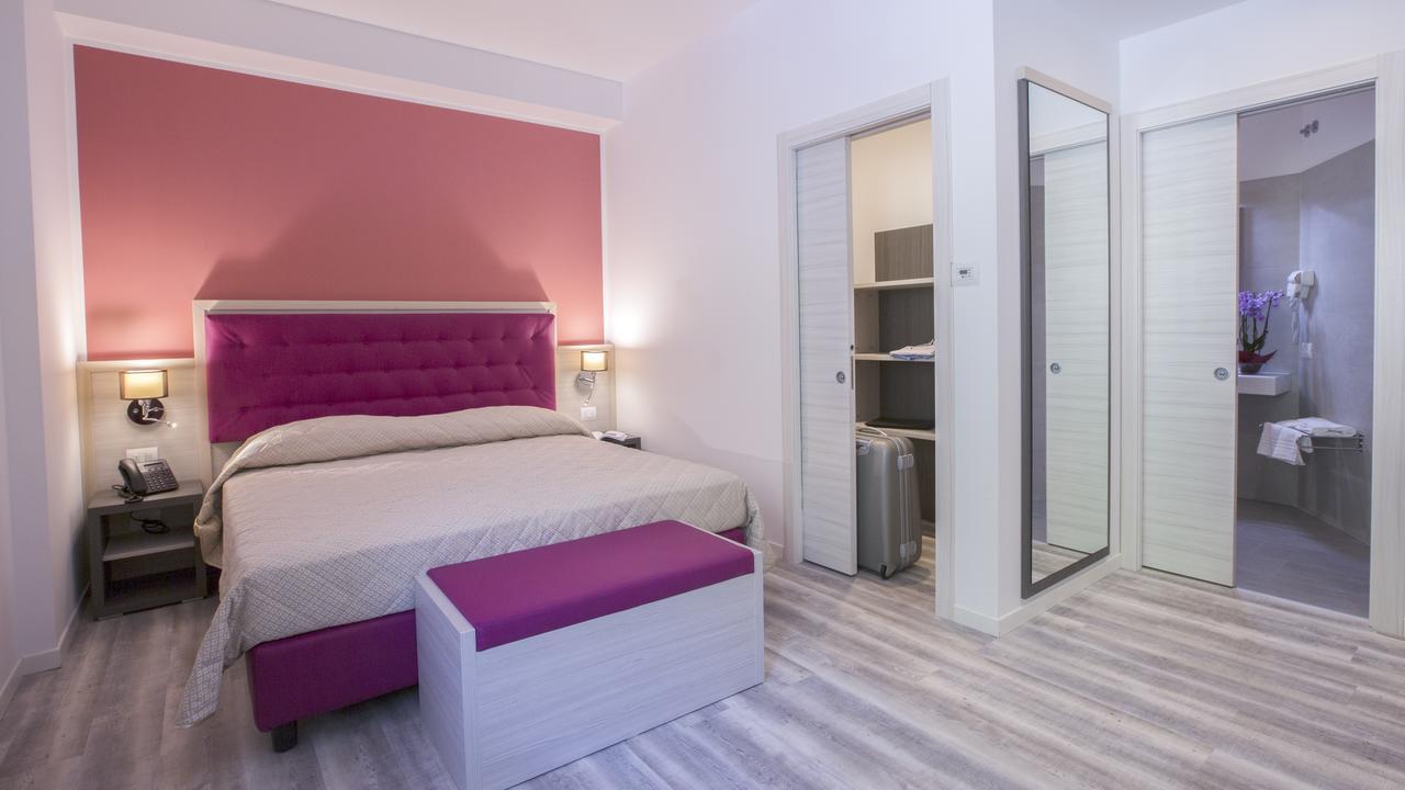 Alma Living Hotel- Al Girarrosto Venzone Luaran gambar