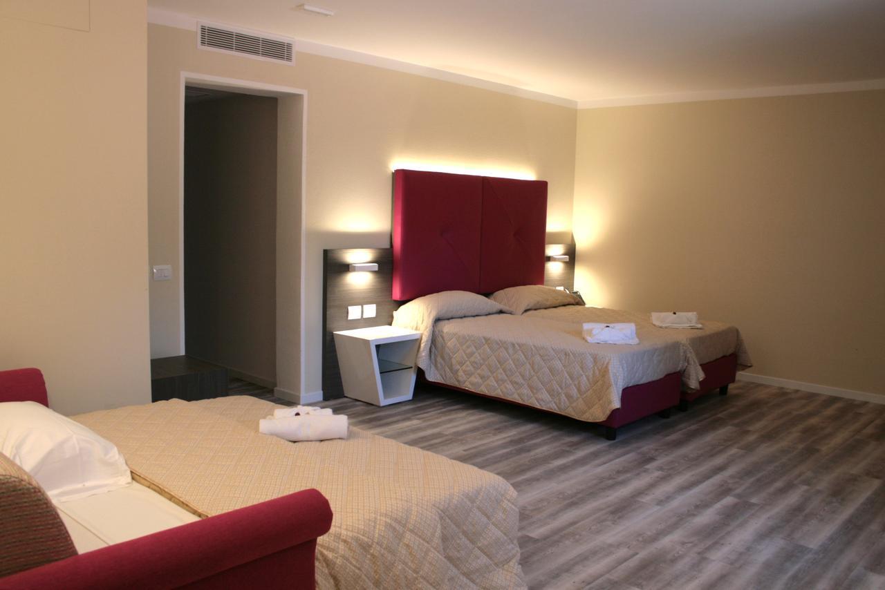 Alma Living Hotel- Al Girarrosto Venzone Luaran gambar